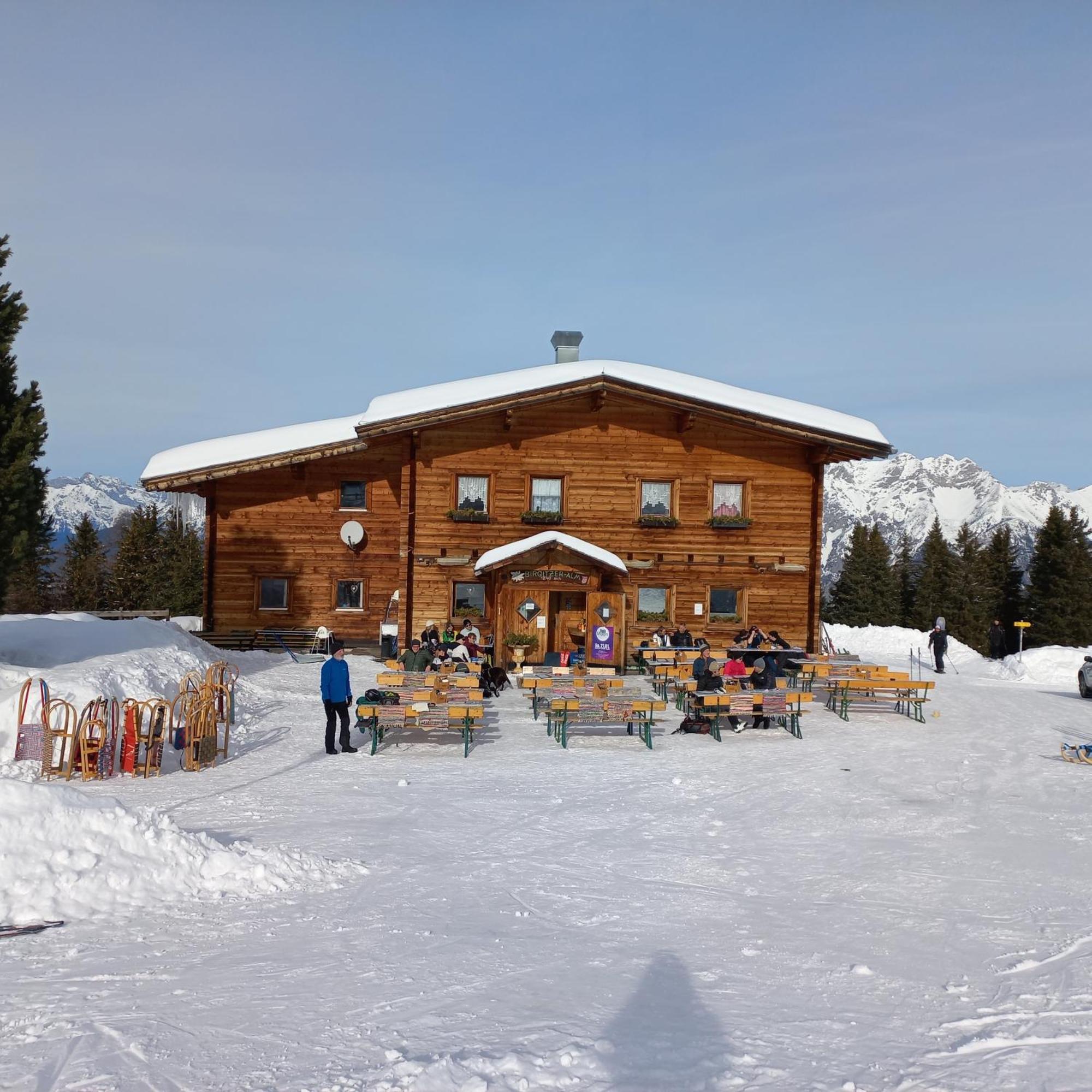 Ferienwohnung Goetzner Auszeit Innsbruck Ngoại thất bức ảnh