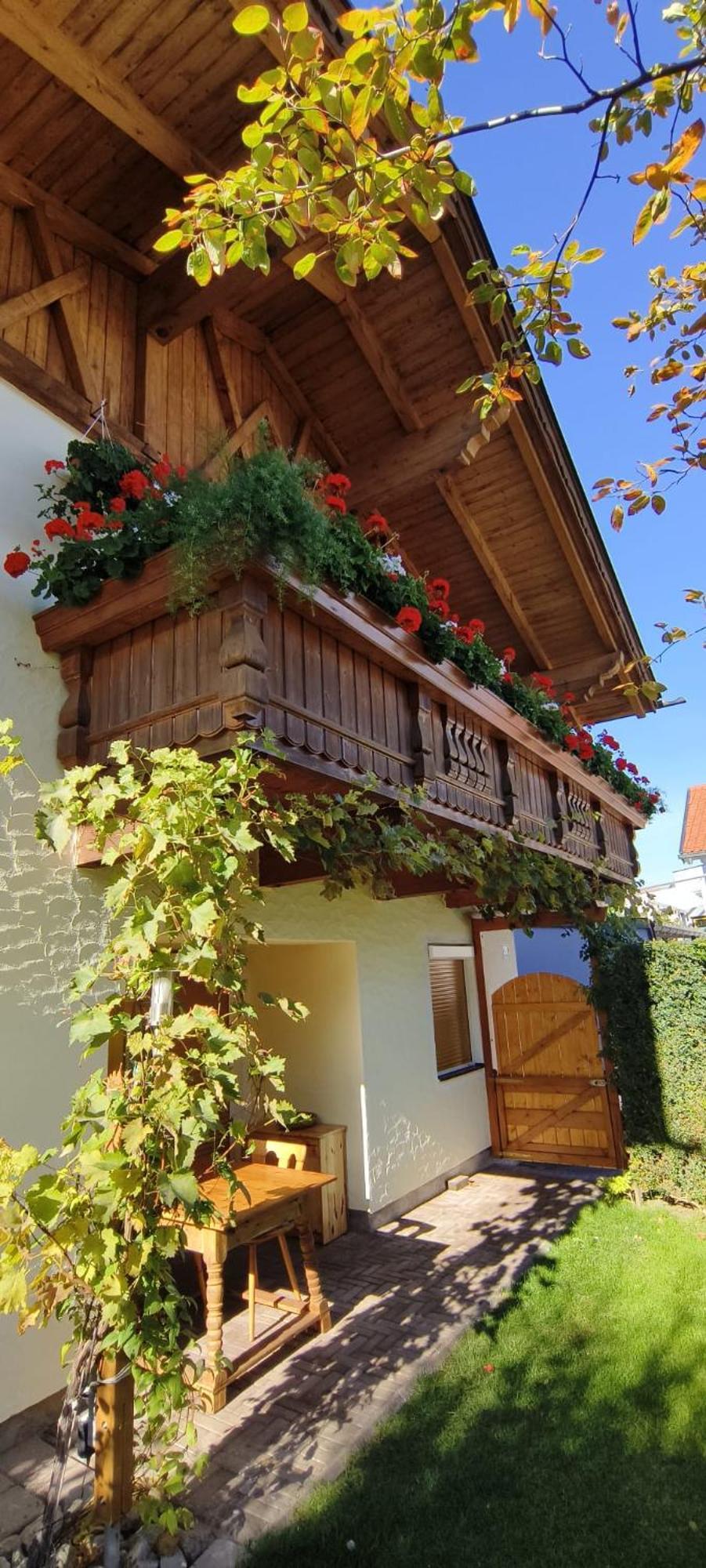 Ferienwohnung Goetzner Auszeit Innsbruck Ngoại thất bức ảnh